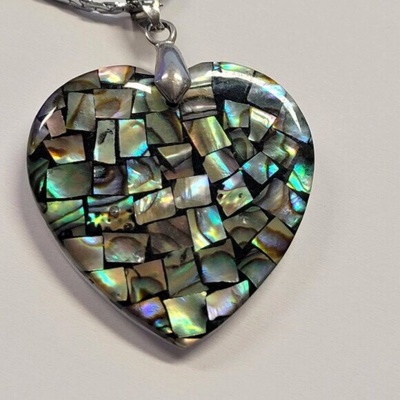 Genuine Abalone Shell Pendant Necklace Heart Shape Abalone Pendant - Picture 2 of 10